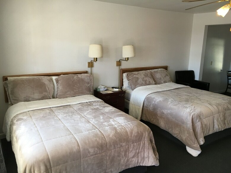 Kim's Oasis Motel