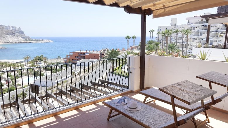 Aparthotel Idyll Suites - Adults Only