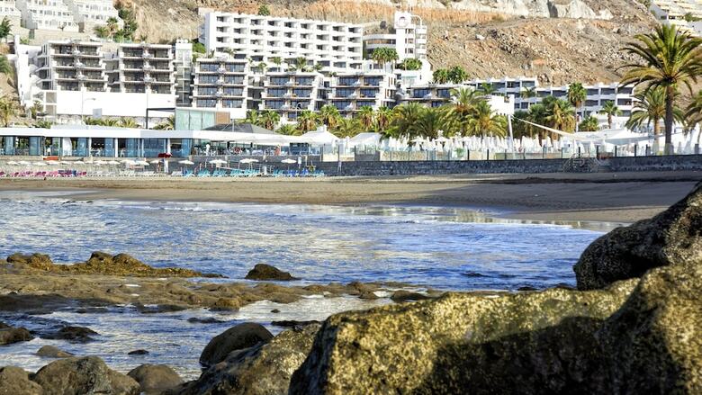 Aparthotel Idyll Suites - Adults Only