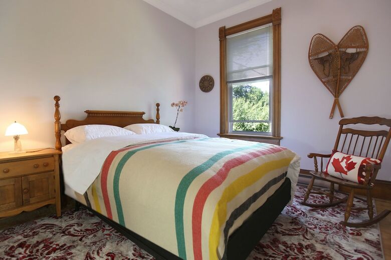 Markdale Manor Bed & Breakfast