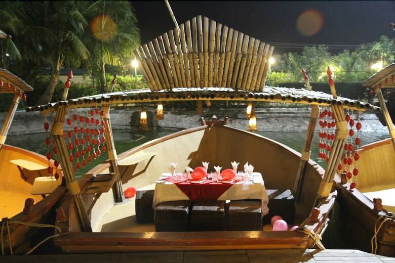 Hotel Aarohi Starz Club