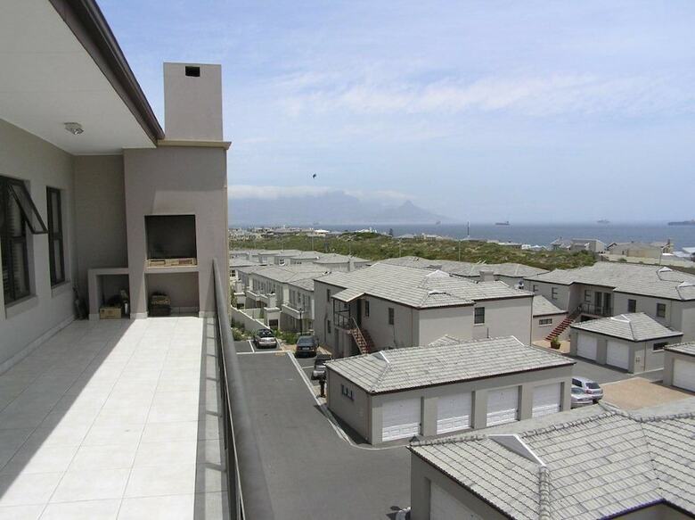 Waves Edge Apartments