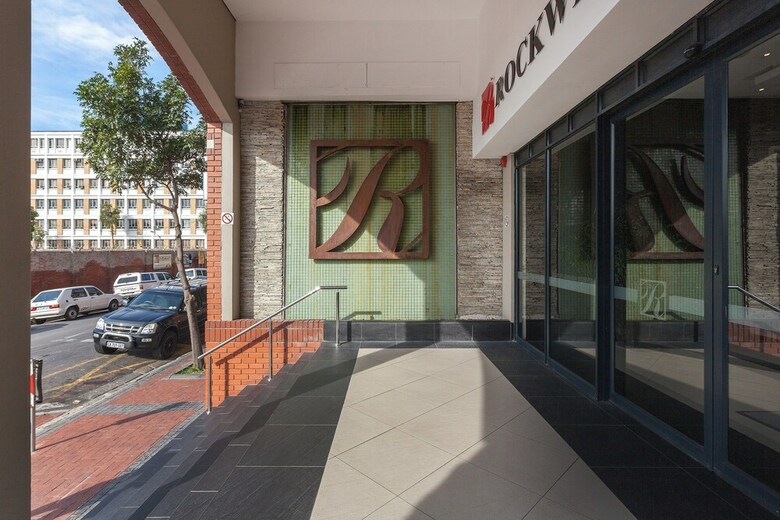 Rockwell Apartments By Ctha