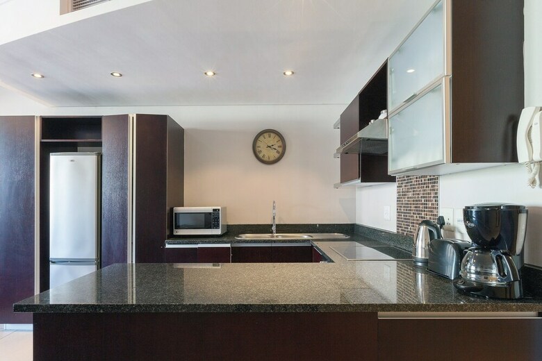 Rockwell Apartments By Ctha