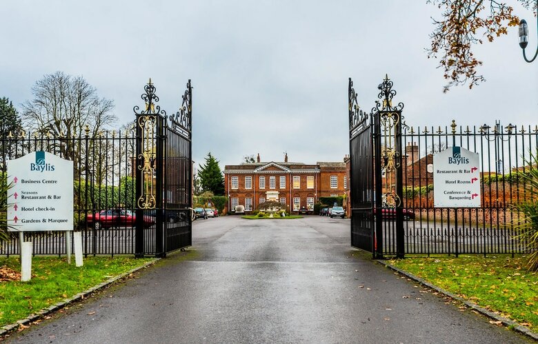 Baylis House Hotel