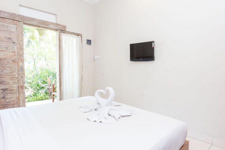 Hotel Reddoorz @ Sanur 2