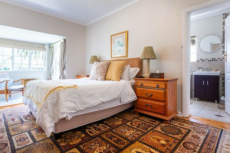 Hotel Brookdale House