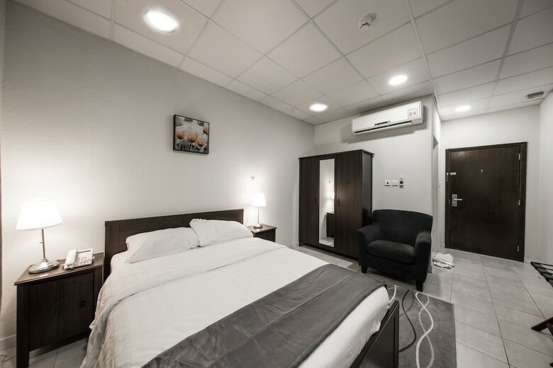 Palms Lily Hotel Suites