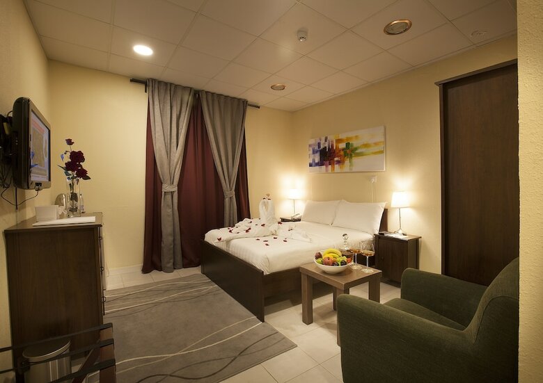 Palms Lily Hotel Suites