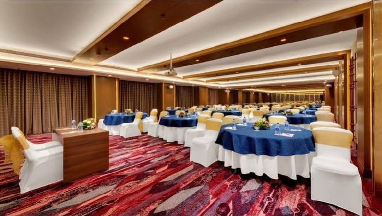 Hotel The Fern Goregaon