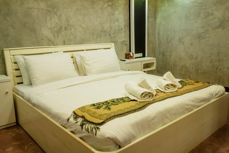 Hotel Riverpool Resort
