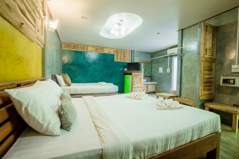Hotel Riverpool Resort