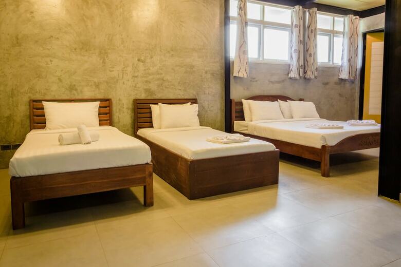 Hotel Riverpool Resort