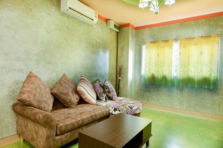 Hotel Riverpool Resort