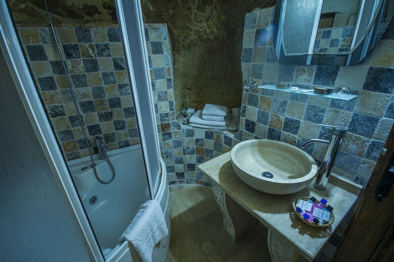 Hotel Assiana Cave House
