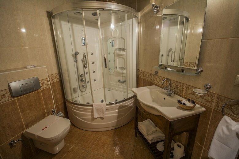 Hotel Assiana Cave House