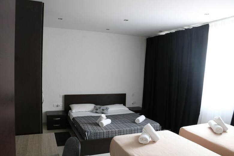 Instyle Aparthotel