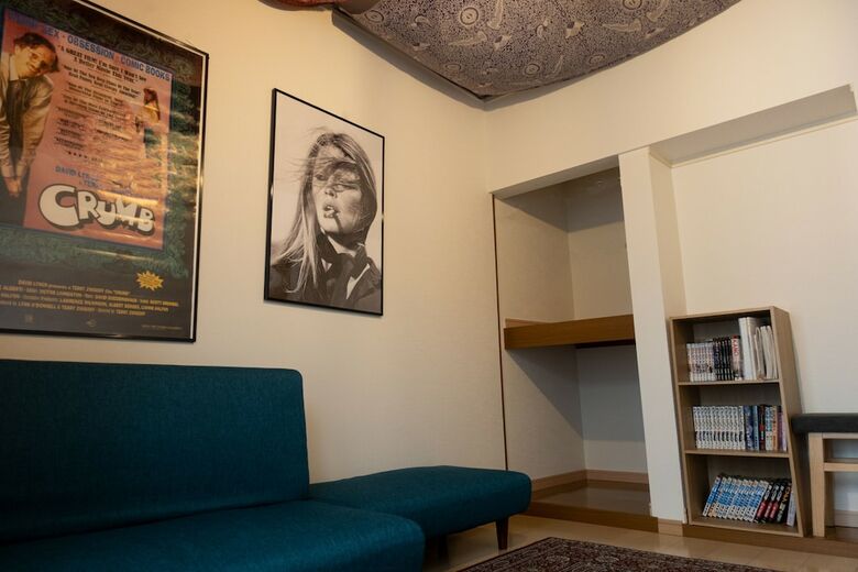Hostal Traditional Apartment - Hostel