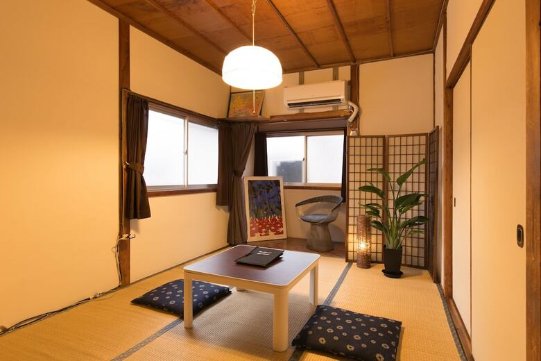 Hostal Traditional Apartment - Hostel