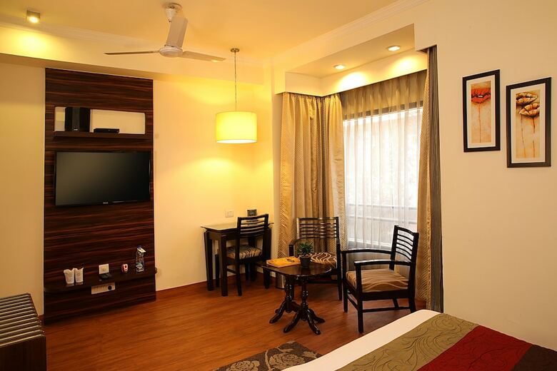 Hotel Ahuja Residency Cyber City II