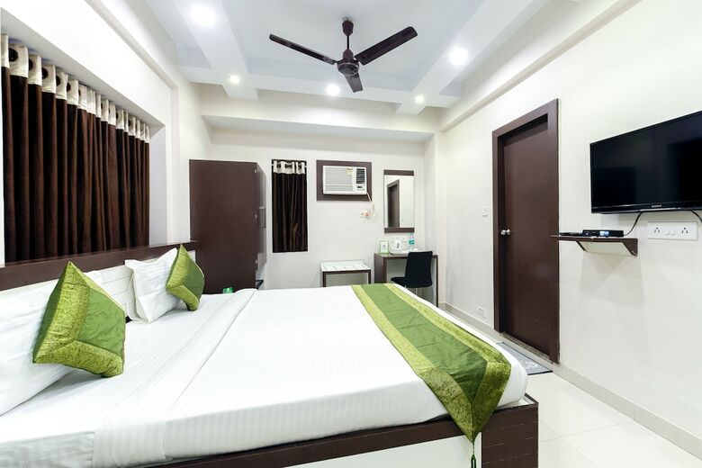 Hotel Treebo Trip Jai Ambe Maa