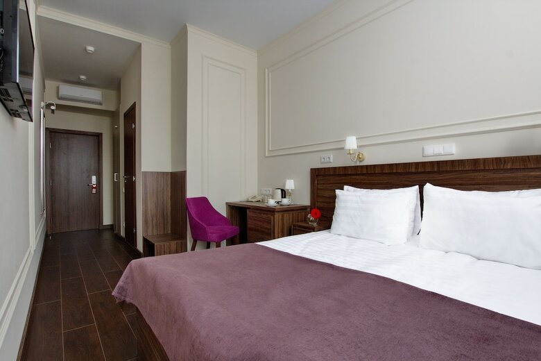 Golden Age Hotel