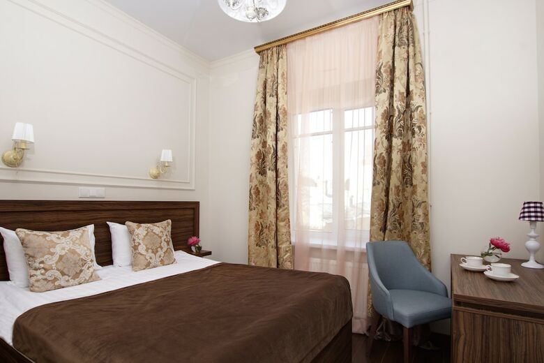 Golden Age Hotel