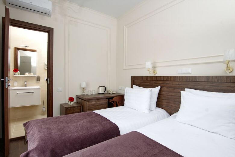 Golden Age Hotel
