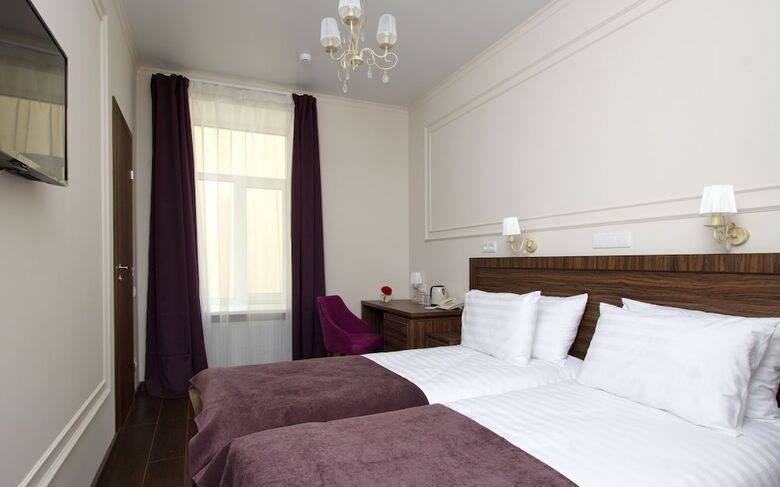 Golden Age Hotel