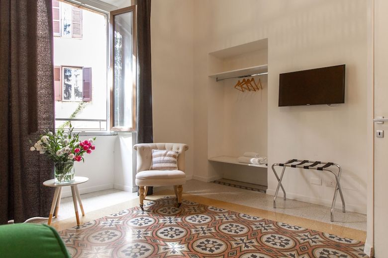 Santonofrio Apartments