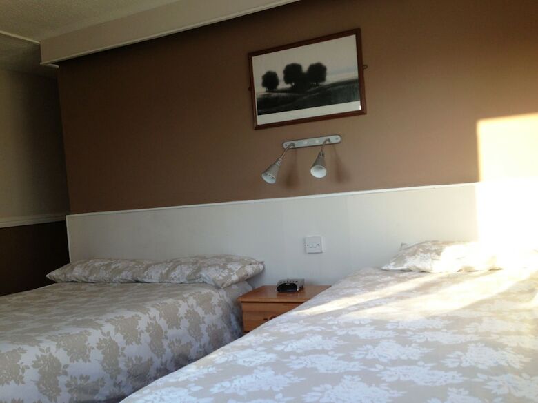 The Brentwood Hotel