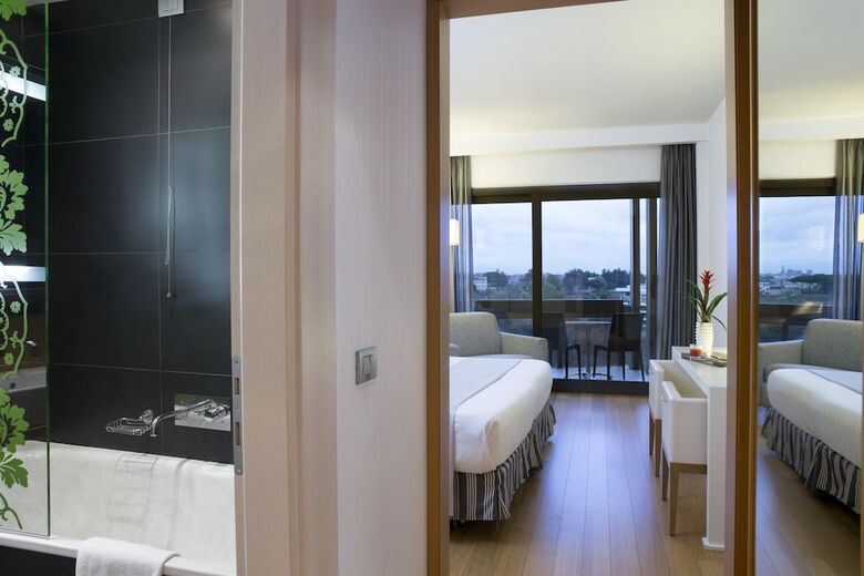 Hotel Wyndham Rome Midas