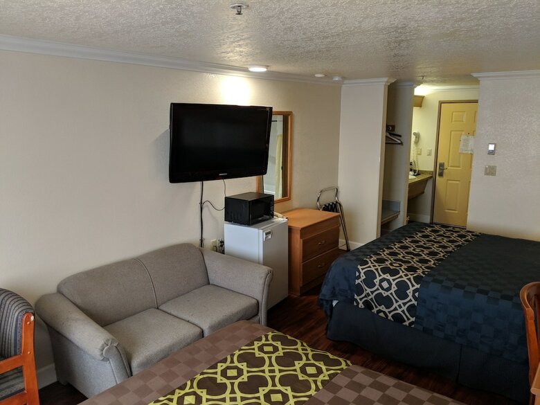 Budget Inn Motel