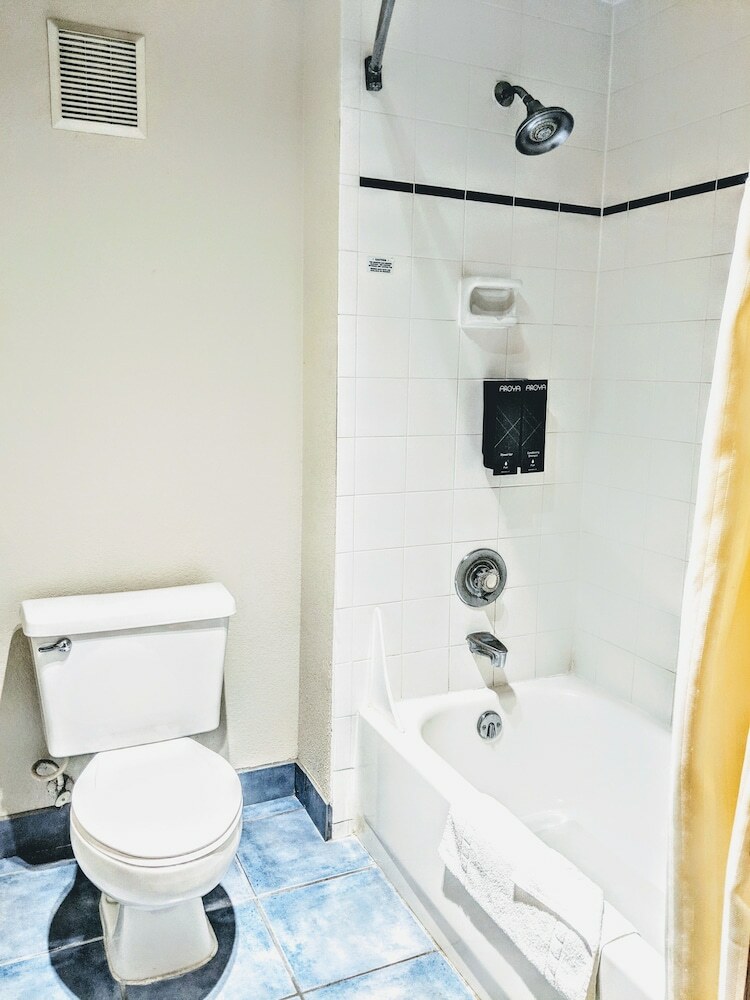 Budget Inn Motel