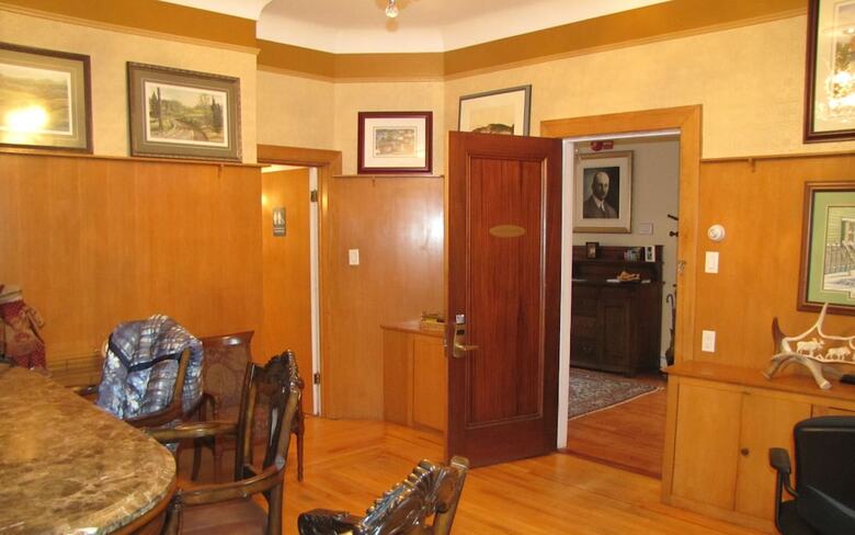 Hotel Monroe House Executive Suites