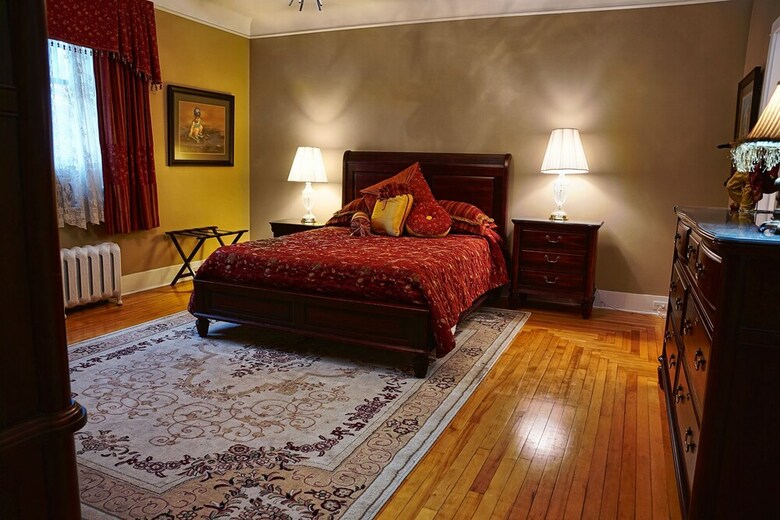 Hotel Monroe House Executive Suites