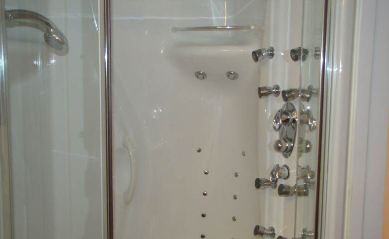 Hotel Monroe House Executive Suites