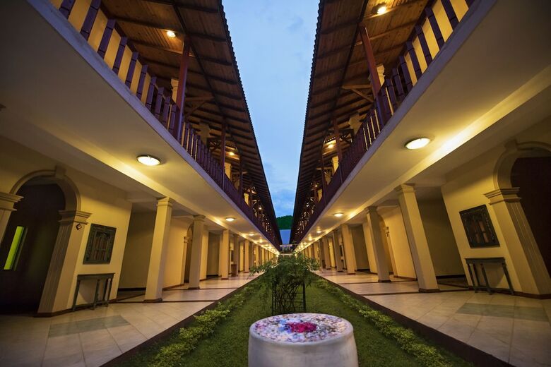 Hotel Mandara Rosen