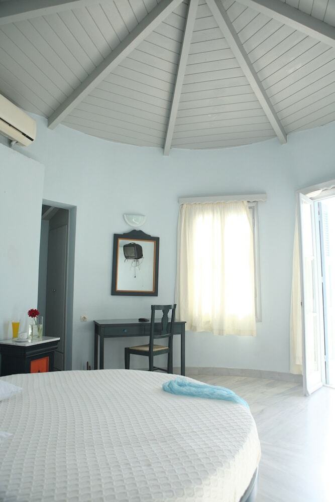 Red Tower Hotel Lefkada