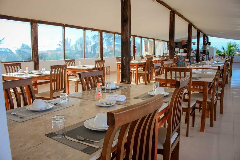 Hotel Mar� Mansa