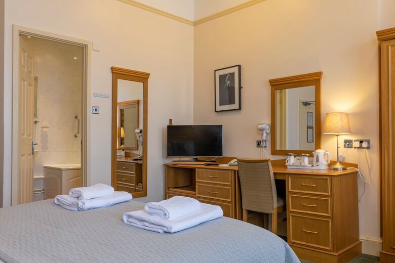 Swan Revived Hotel