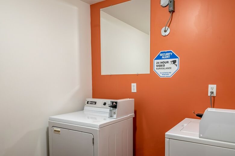 Hotel Motel 6 Fort Nelson, Bc