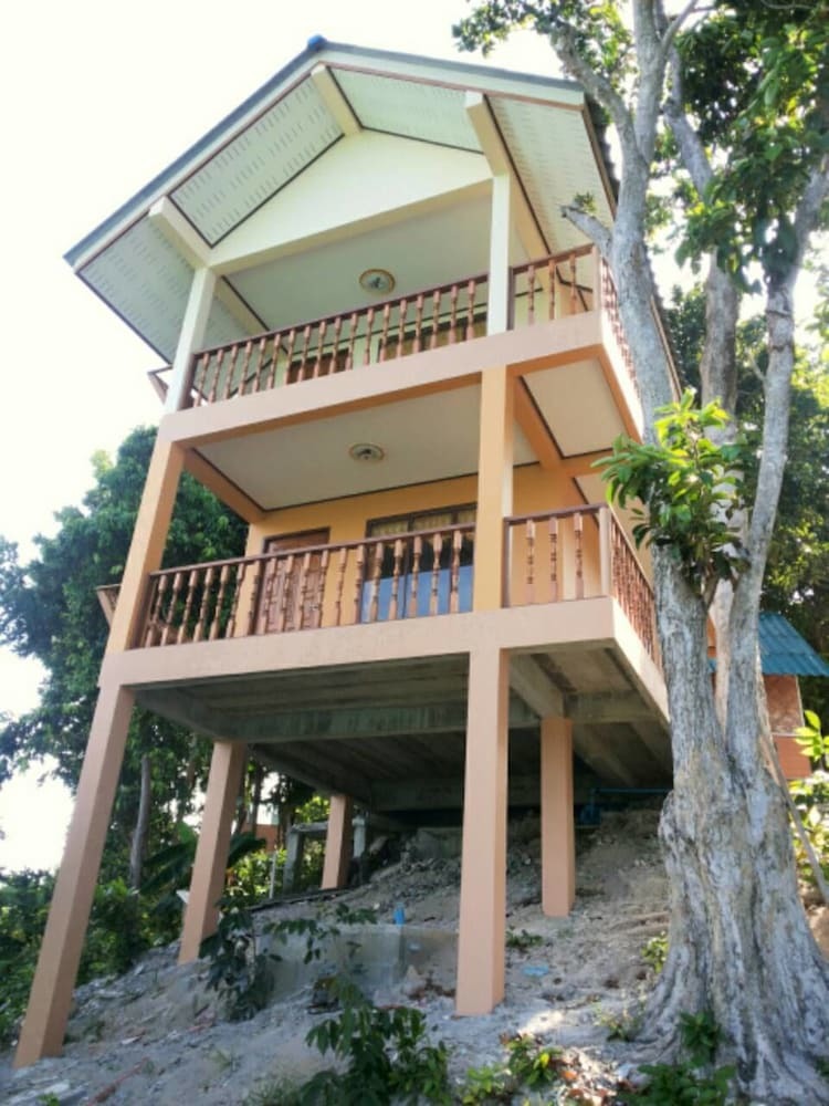 Hotel Cozy Cove Resort