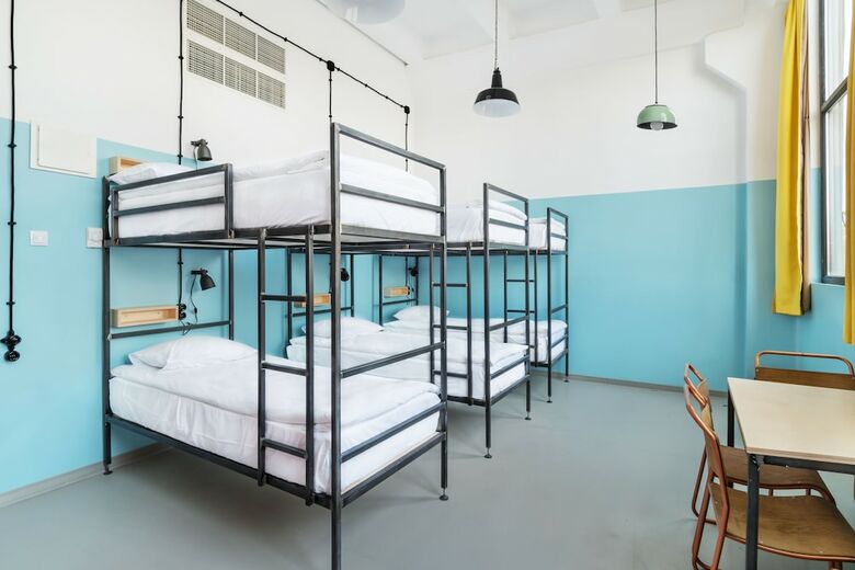 Hostal Fabrika Hostel & Suites - Hostel
