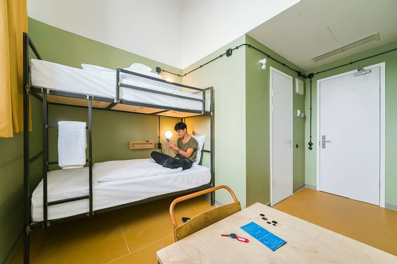 Hostal Fabrika Hostel & Suites - Hostel