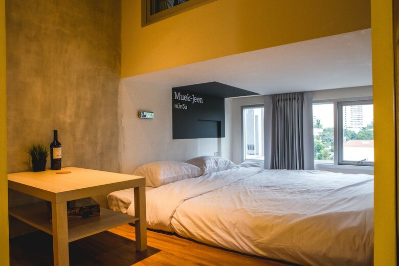 Hostal The Bob Hostel