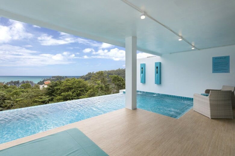 Hotel Amala Grand Bleu Resort