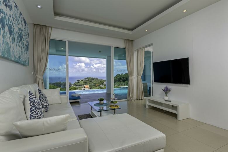 Hotel Amala Grand Bleu Resort