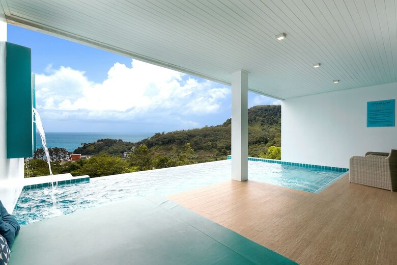 Hotel Amala Grand Bleu Resort