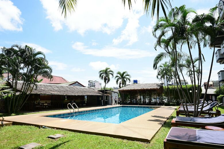 Hotel Nr Nanai Patong